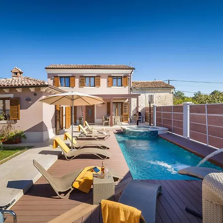 Giovanni Holiday home