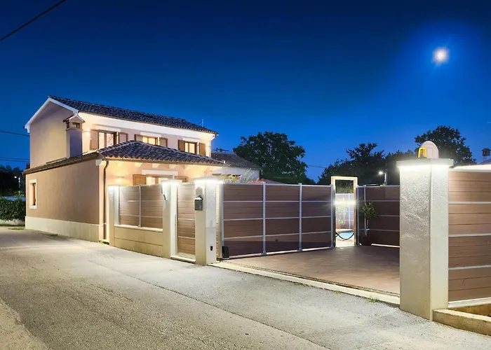 Giovanni Holiday home Pamici