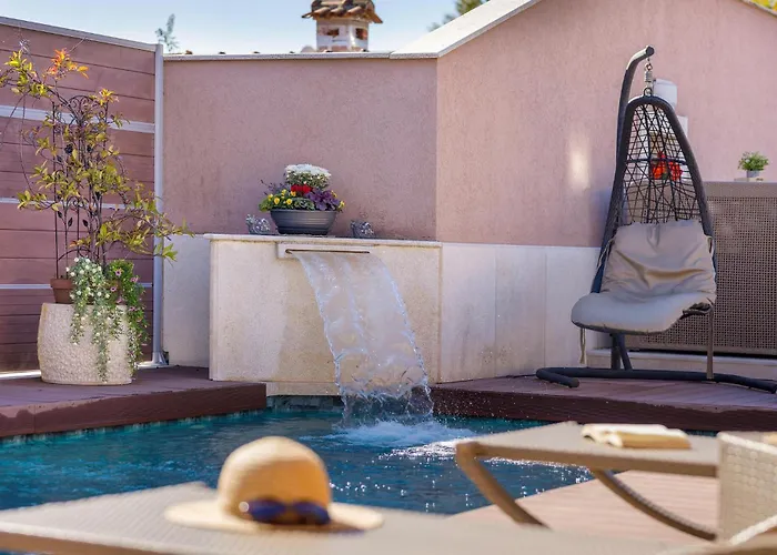 Giovanni Holiday home Pamici